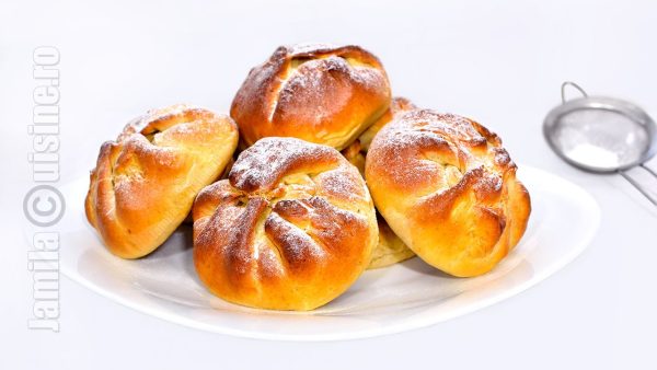 POALE-N BRAU CU BRANZA DULCE SI STAFIDE